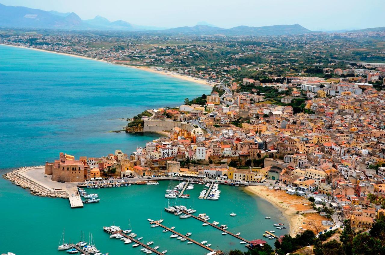 Castellammare Holiday Алькамо-Марина Экстерьер фото